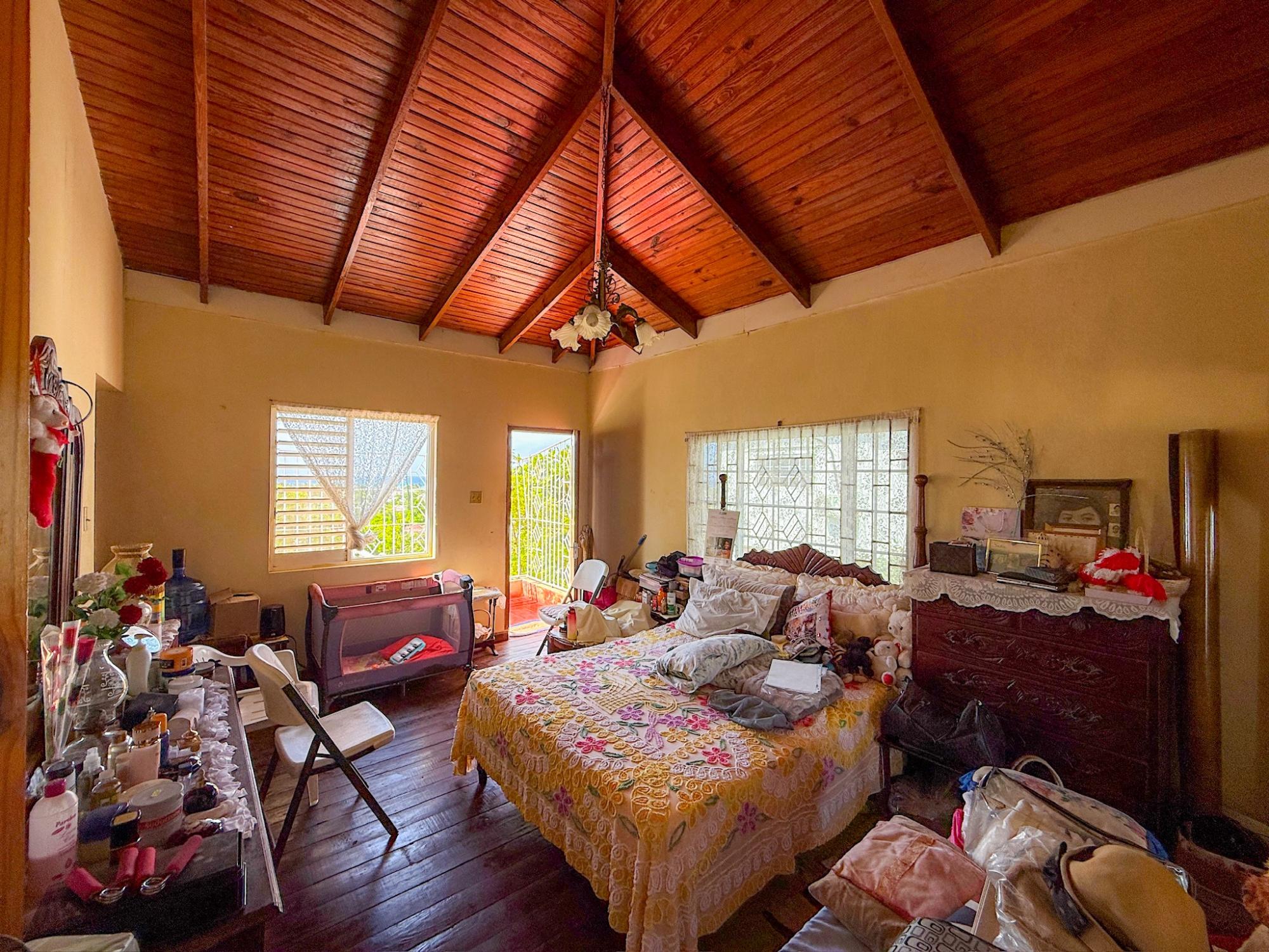 House For Sale: GREENWOOD AVE, ST JAMES, Montego Bay | $48,000,000 photo 15