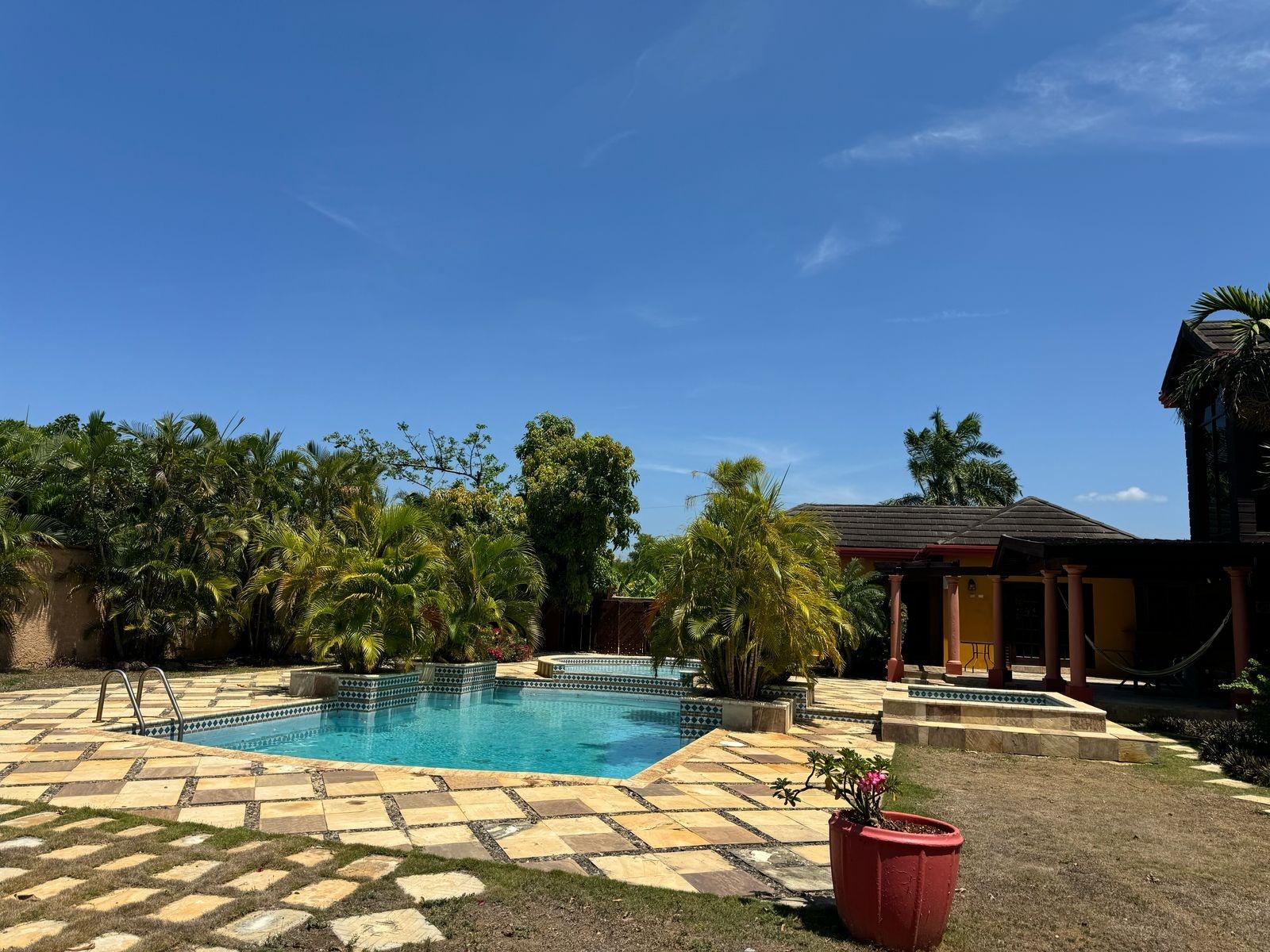 House For Sale: PAROTTEE, ST. ELIZABETH, Black River | $850,000 photo 6