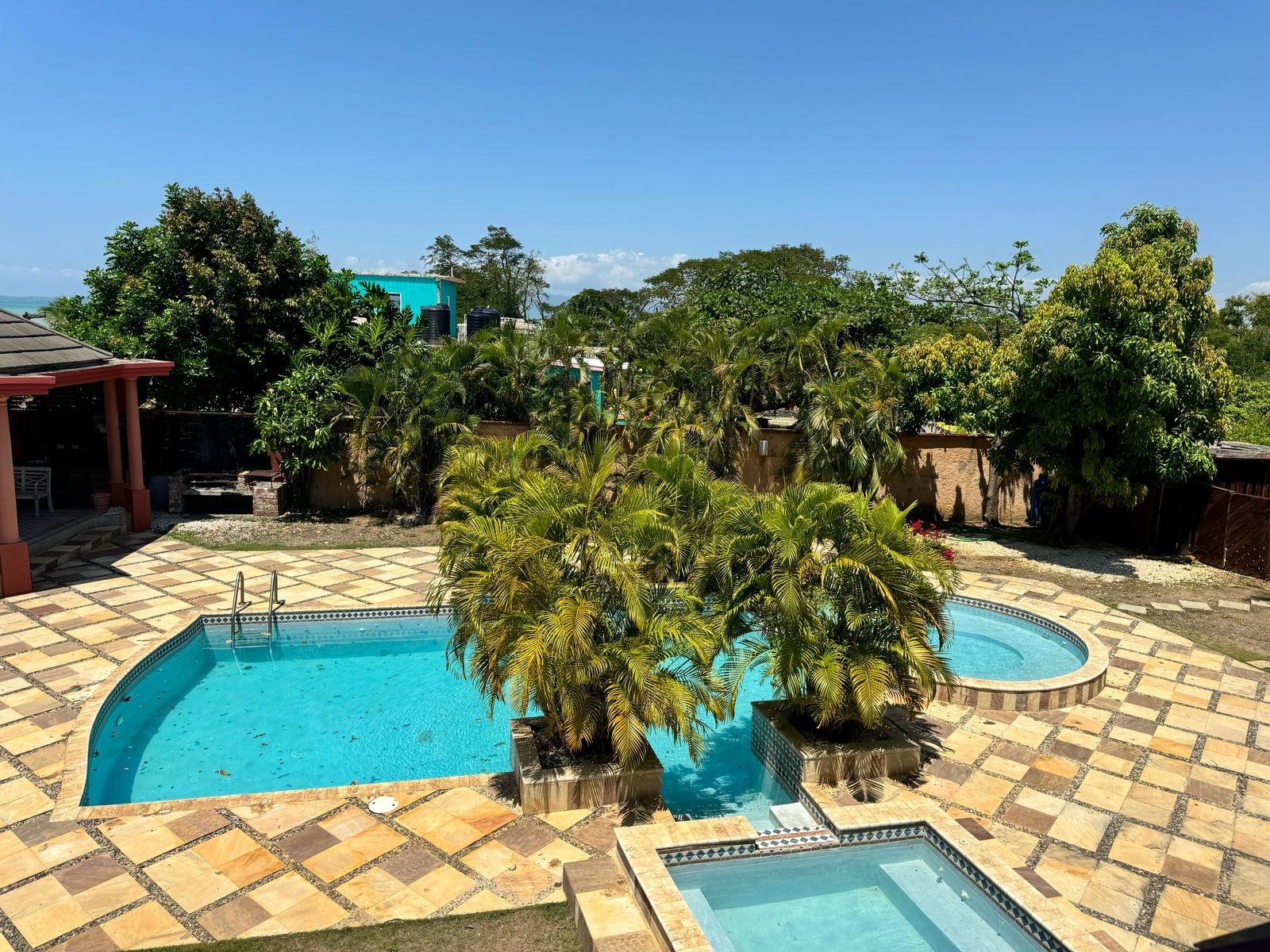 House For Sale: PAROTTEE, ST. ELIZABETH, Black River | $850,000 photo 8
