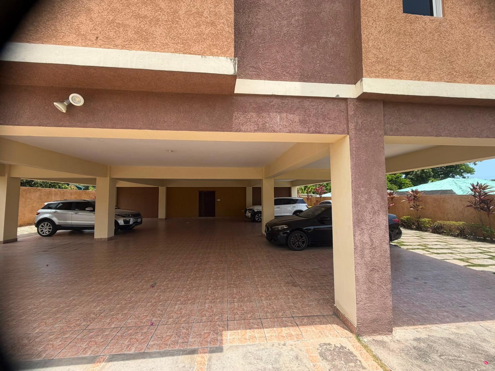 Apartment For Rent: MERRICK HIGHWAY, KINGSTON, Kingston 19 | $260,000 photo 3