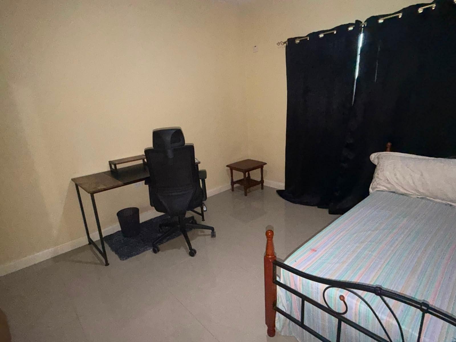 Apartment For Rent: MERRICK HIGHWAY, KINGSTON, Kingston 19 | $260,000 photo 8