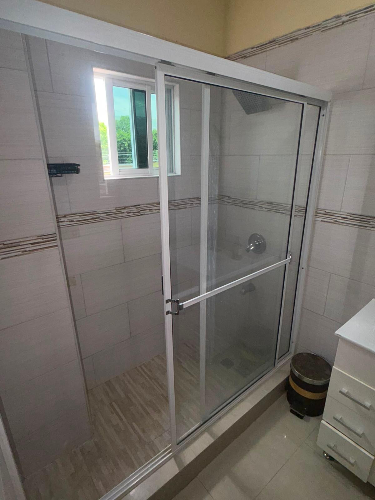 Apartment For Rent: MERRICK HIGHWAY, KINGSTON, Kingston 19 | $260,000 photo 15