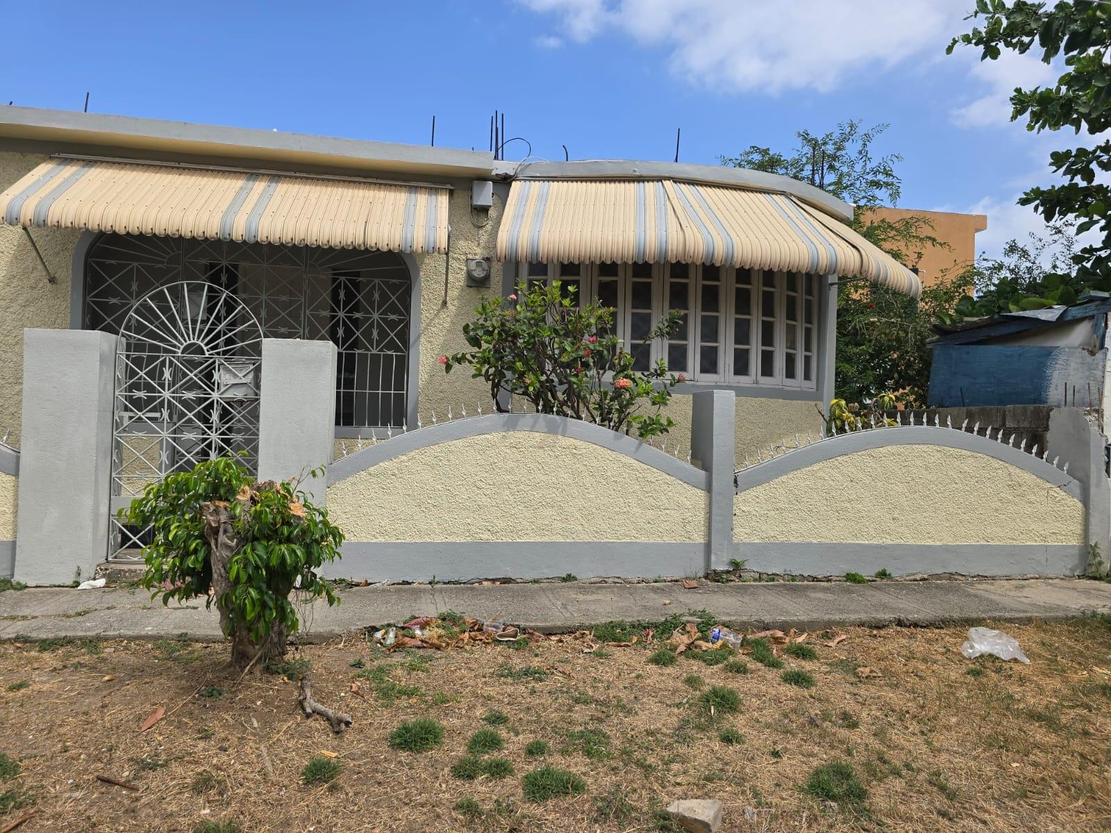 House For Rent: WEST, GREATER PORTMORE, Greater Portmore | $100,000 photo 2