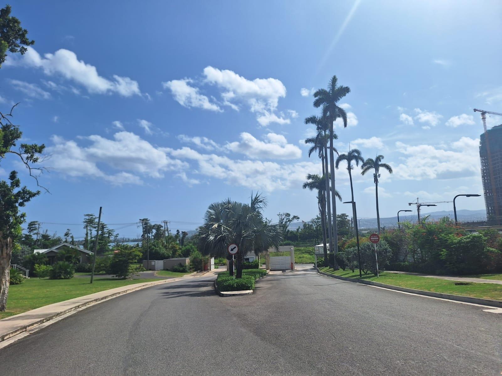Apartment For Rent: TARA ESTATES READING, Reading | $2,100 photo 4