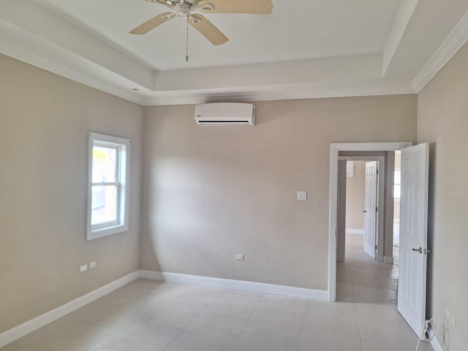 Apartment For Rent: TARA ESTATES READING, Reading | $2,100 photo 6