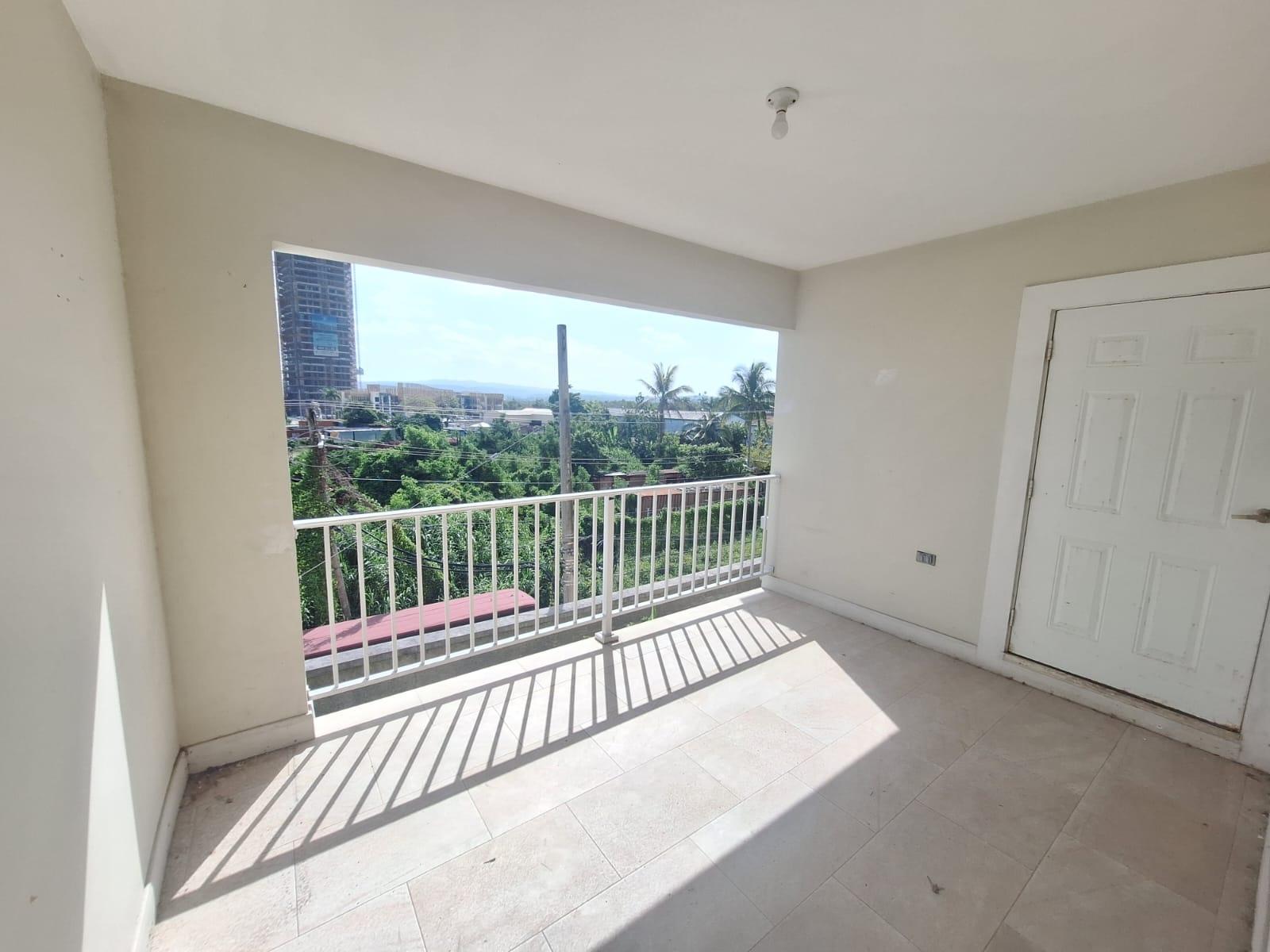 Apartment For Rent: TARA ESTATES READING, Reading | $2,100 photo 9