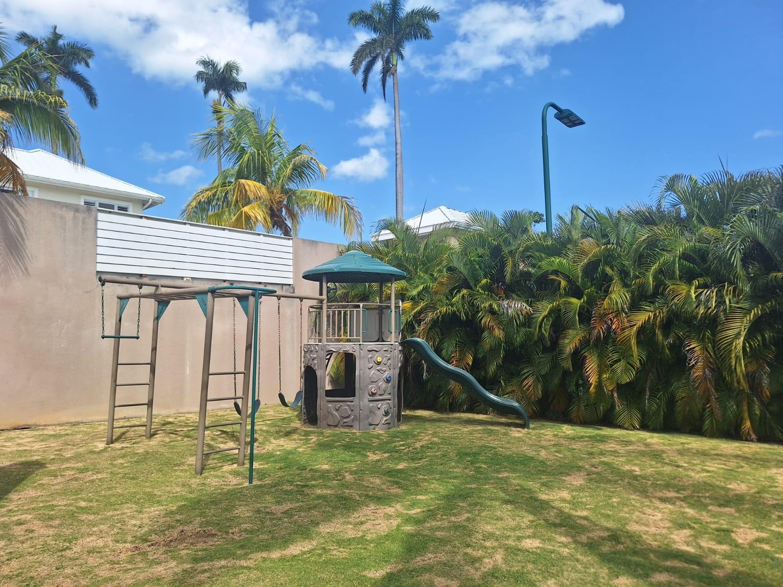 Apartment For Rent: TARA ESTATES READING, Reading | $2,100 photo 14