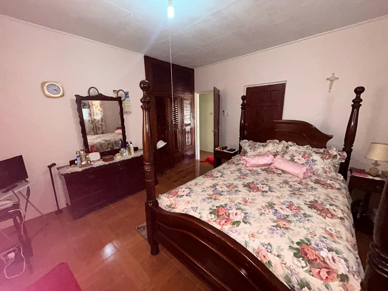 House For Sale: MAHOGANY DRIVE OLIVE PARK, Santa Cruz | $29,000,000 photo 7