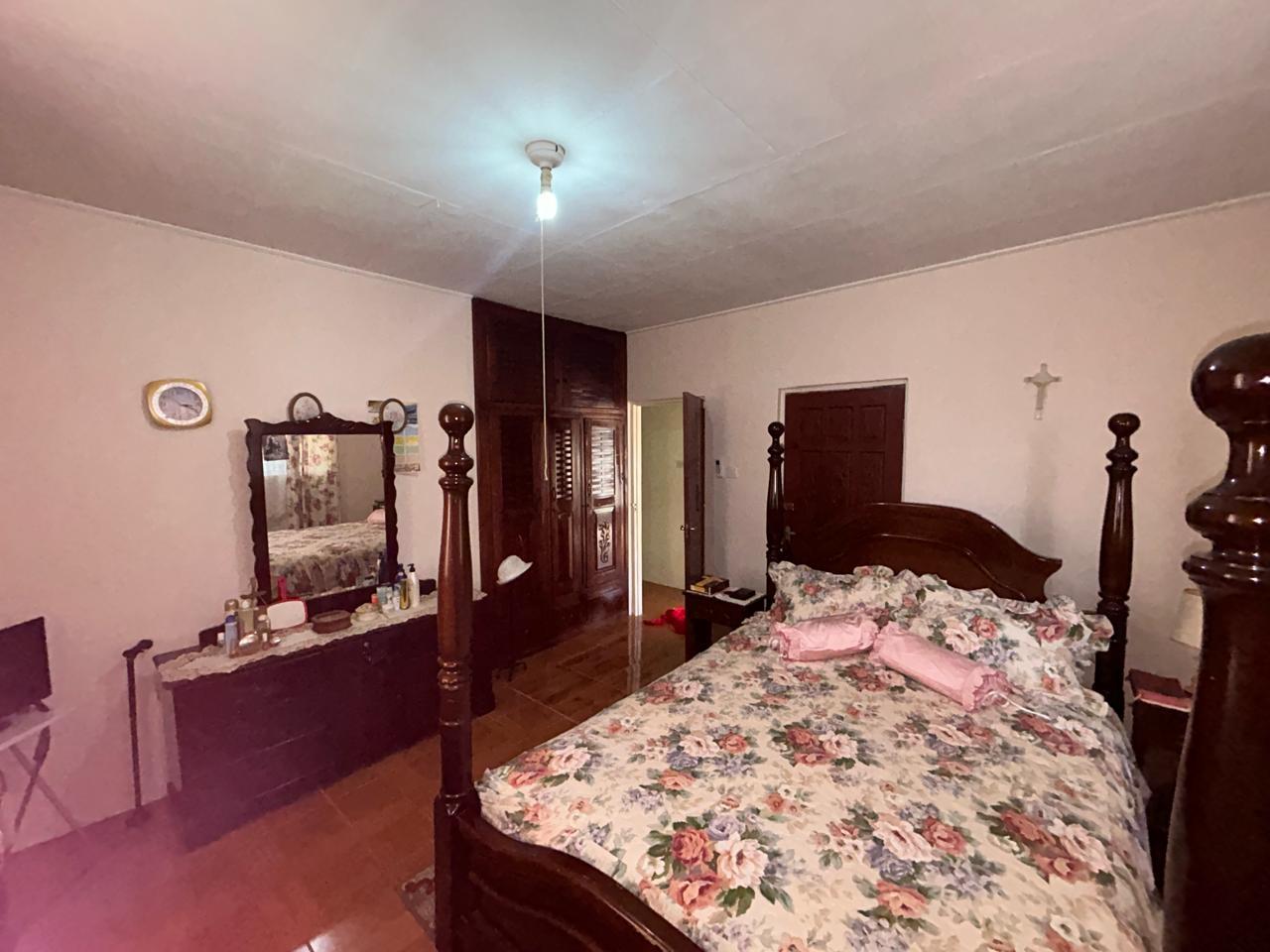 House For Sale: MAHOGANY DRIVE OLIVE PARK, Santa Cruz | $29,000,000 photo 11