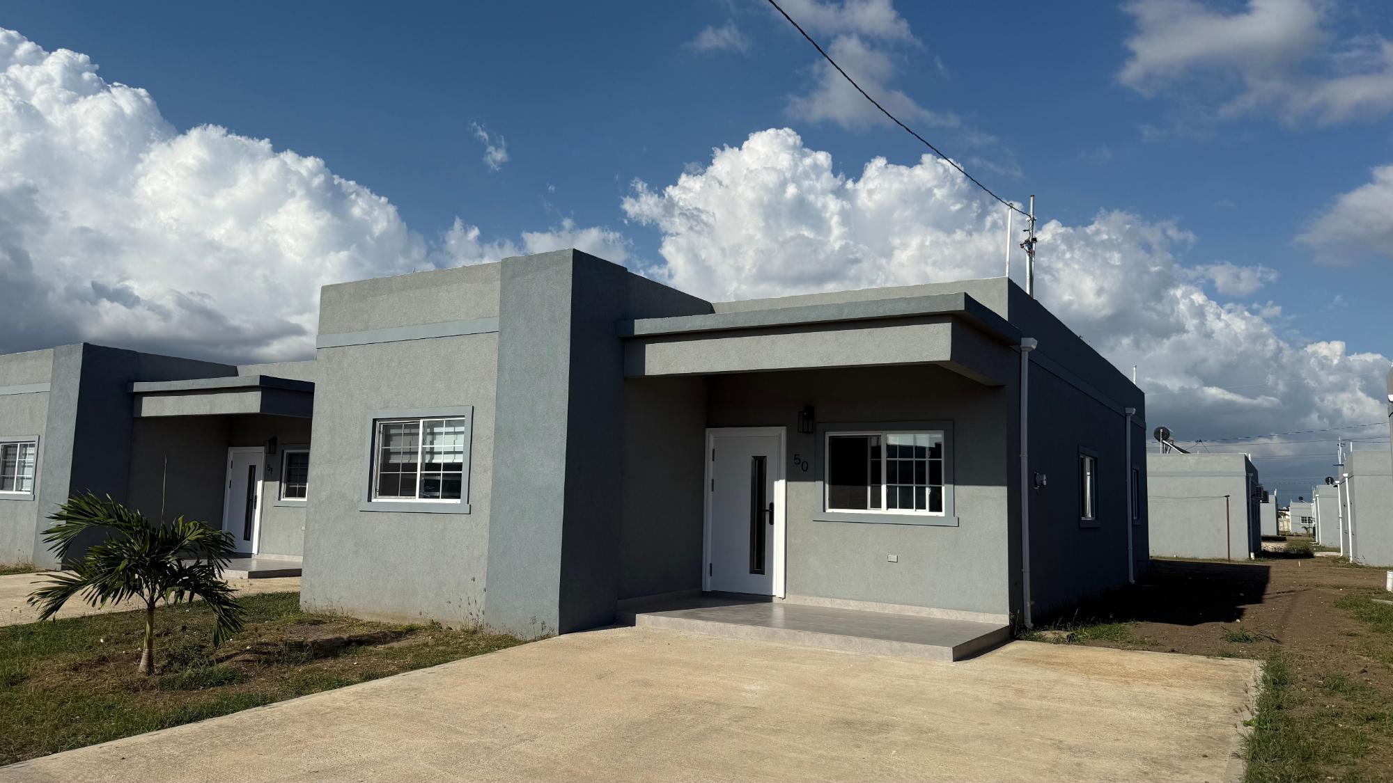 House For Rent: PORT RIDGE ESTATES, Dunbeholding | $160,000 photo 2