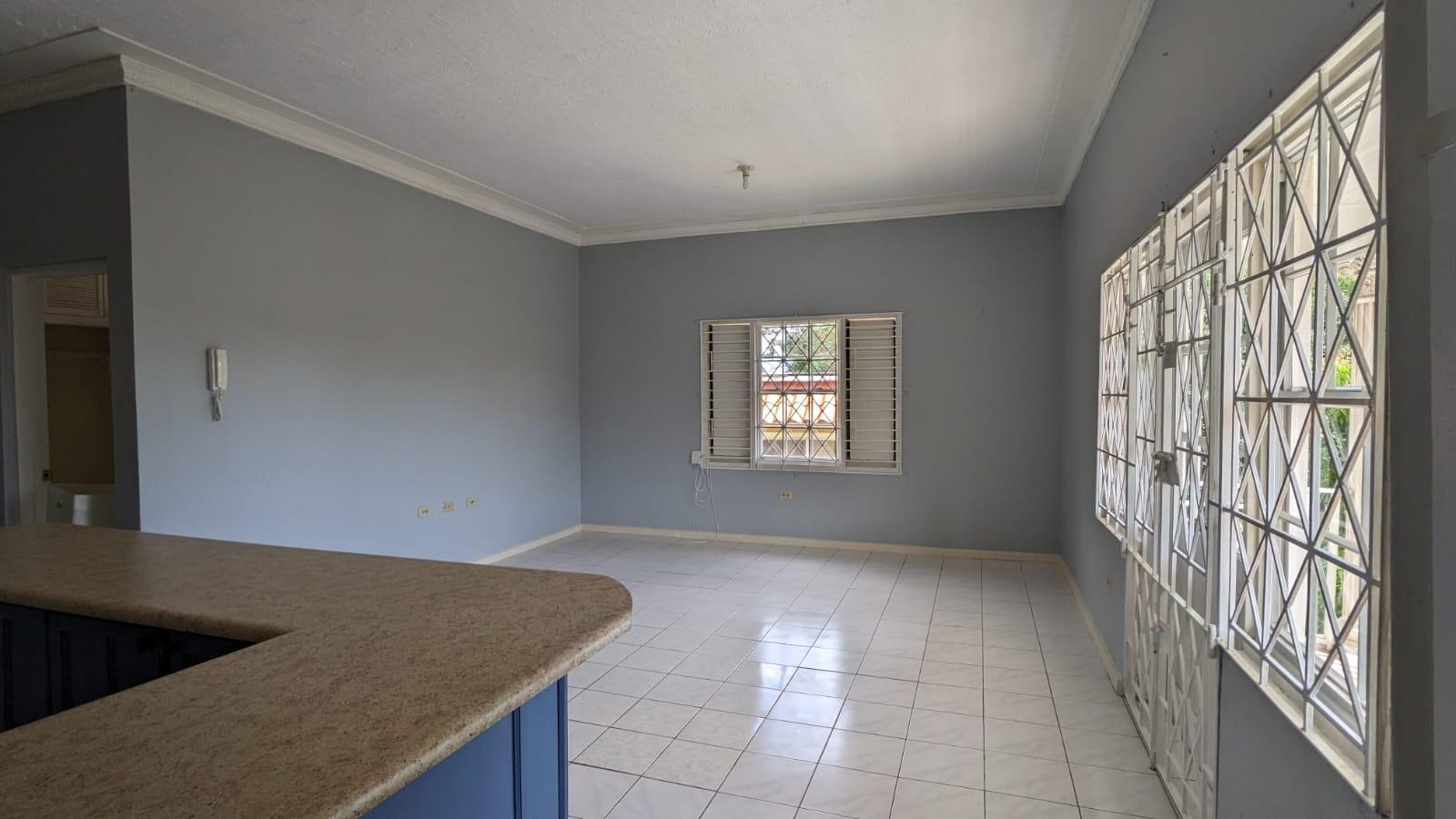 Apartment For Rent: LEAS FLAT, Red Hills | $135,000 photo 2