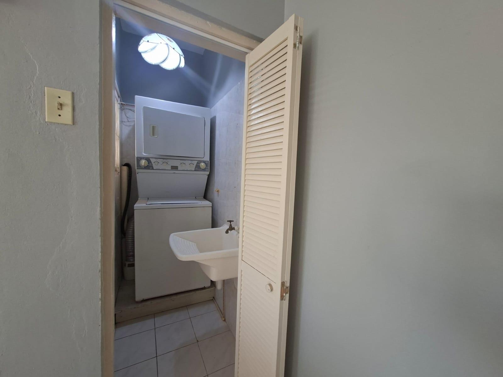 Apartment For Rent: LEAS FLAT, Red Hills | $135,000 photo 4