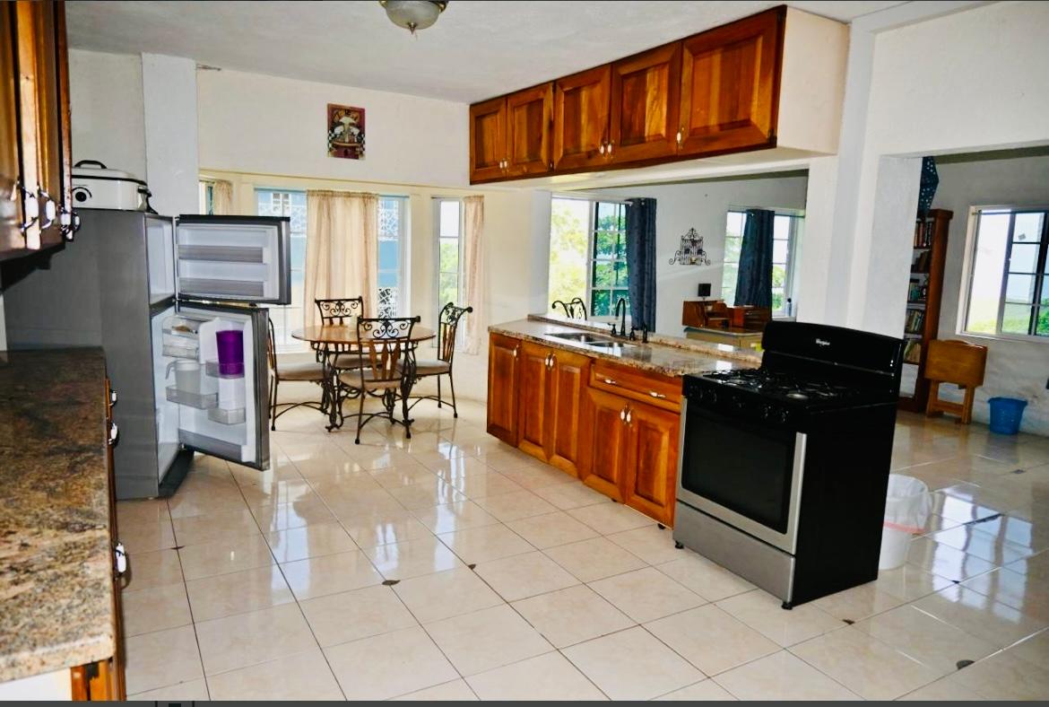 House For Sale: BELVEDERE ROAD, Red Hills | $750,000 photo 18