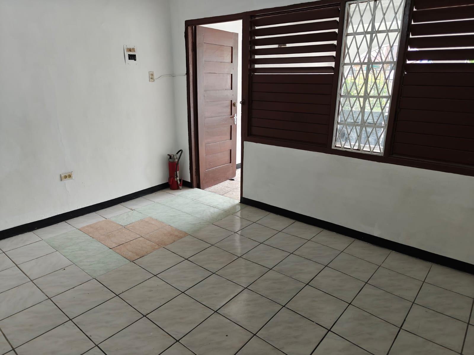Townhouse For Rent: SUNFLOWER DRIVE, GREGORY, Hamilton Gardens | $65,000 photo 4
