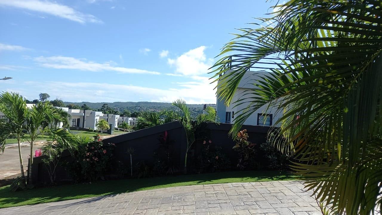 House For Rent: PYRAMID POINT, Ocho Rios | $2,500 photo 7