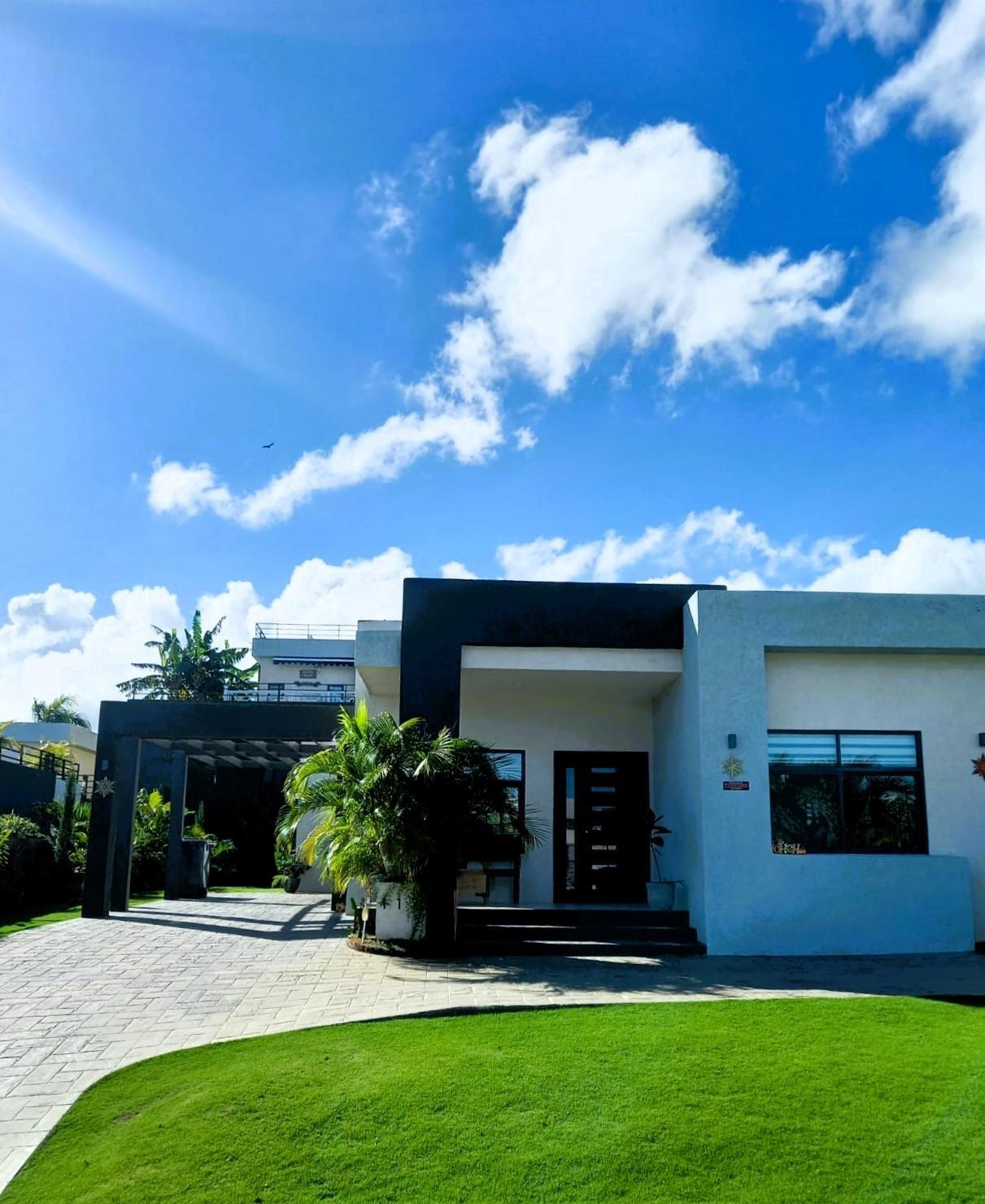 House For Rent: PYRAMID POINT, Ocho Rios | $2,500 photo 10