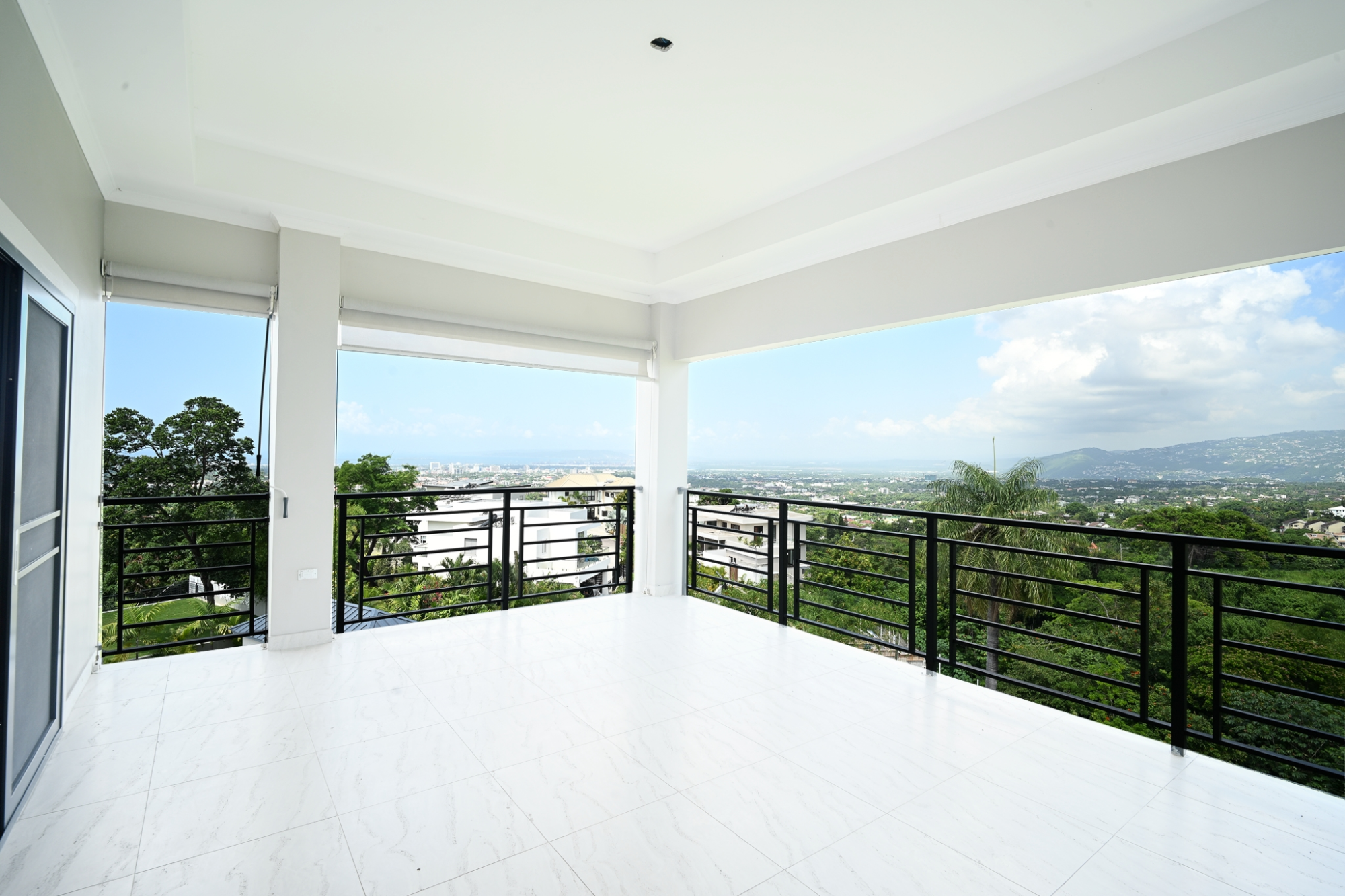 Apartment For Sale: TAVISTOCK TERRACE, Kingston 6 | $1,250,000 photo 2