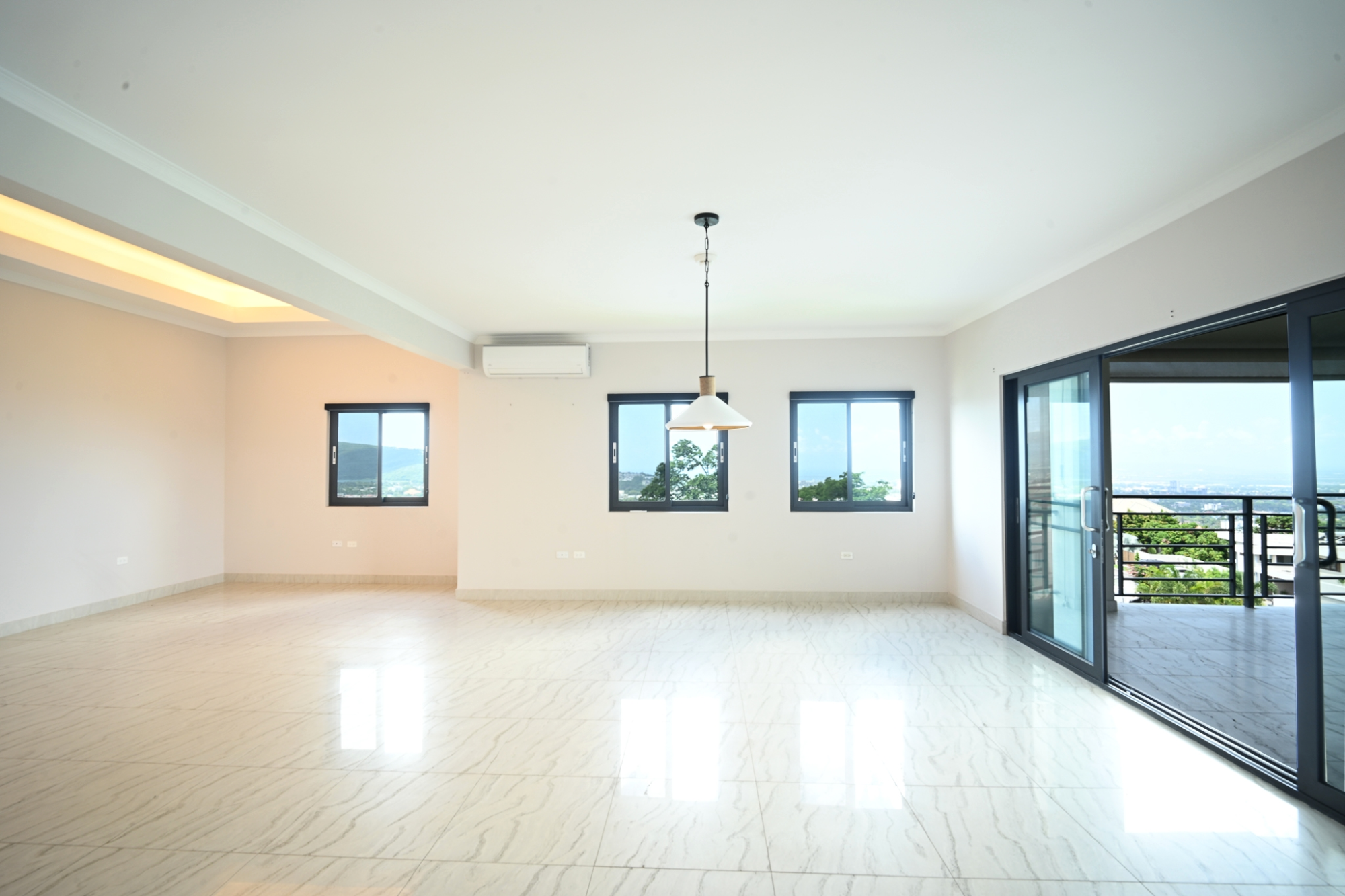 Apartment For Sale: TAVISTOCK TERRACE, Kingston 6 | $1,250,000 photo 3