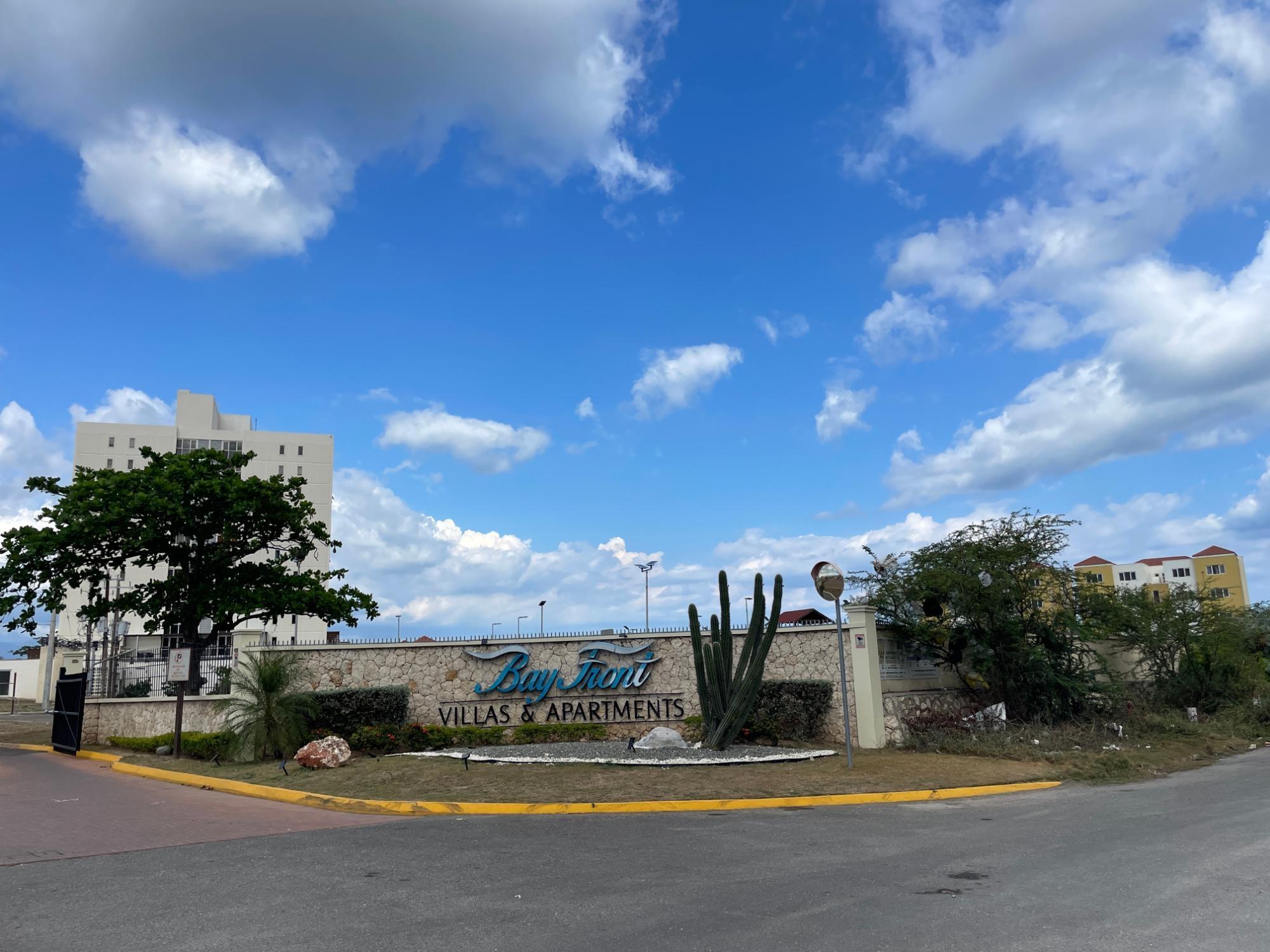 Apartment For Rent: BAYFRONT APARTMENTS, Port Henderson | $185,000 photo 2