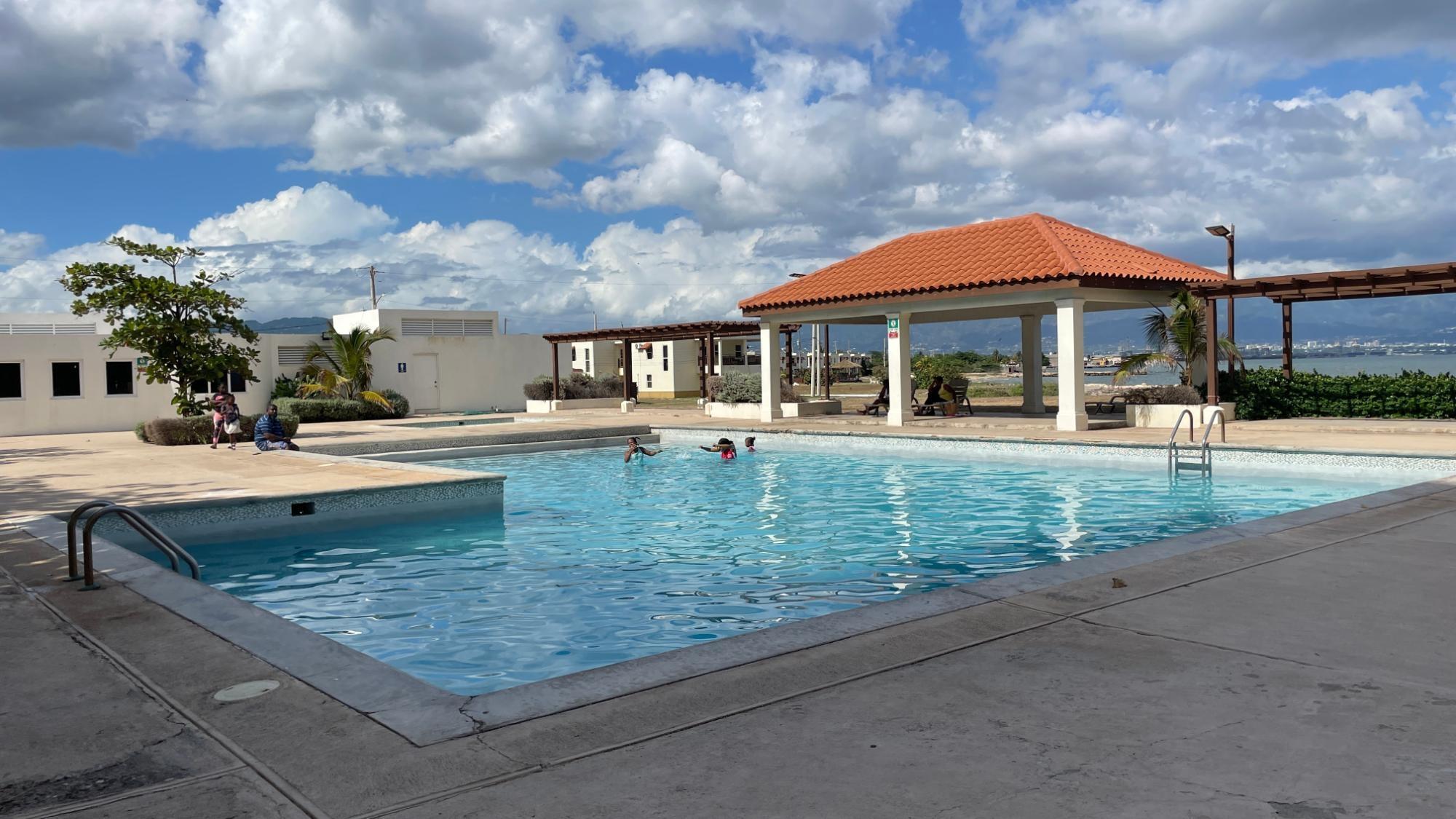 Apartment For Rent: BAYFRONT APARTMENTS, Port Henderson | $185,000 photo 20