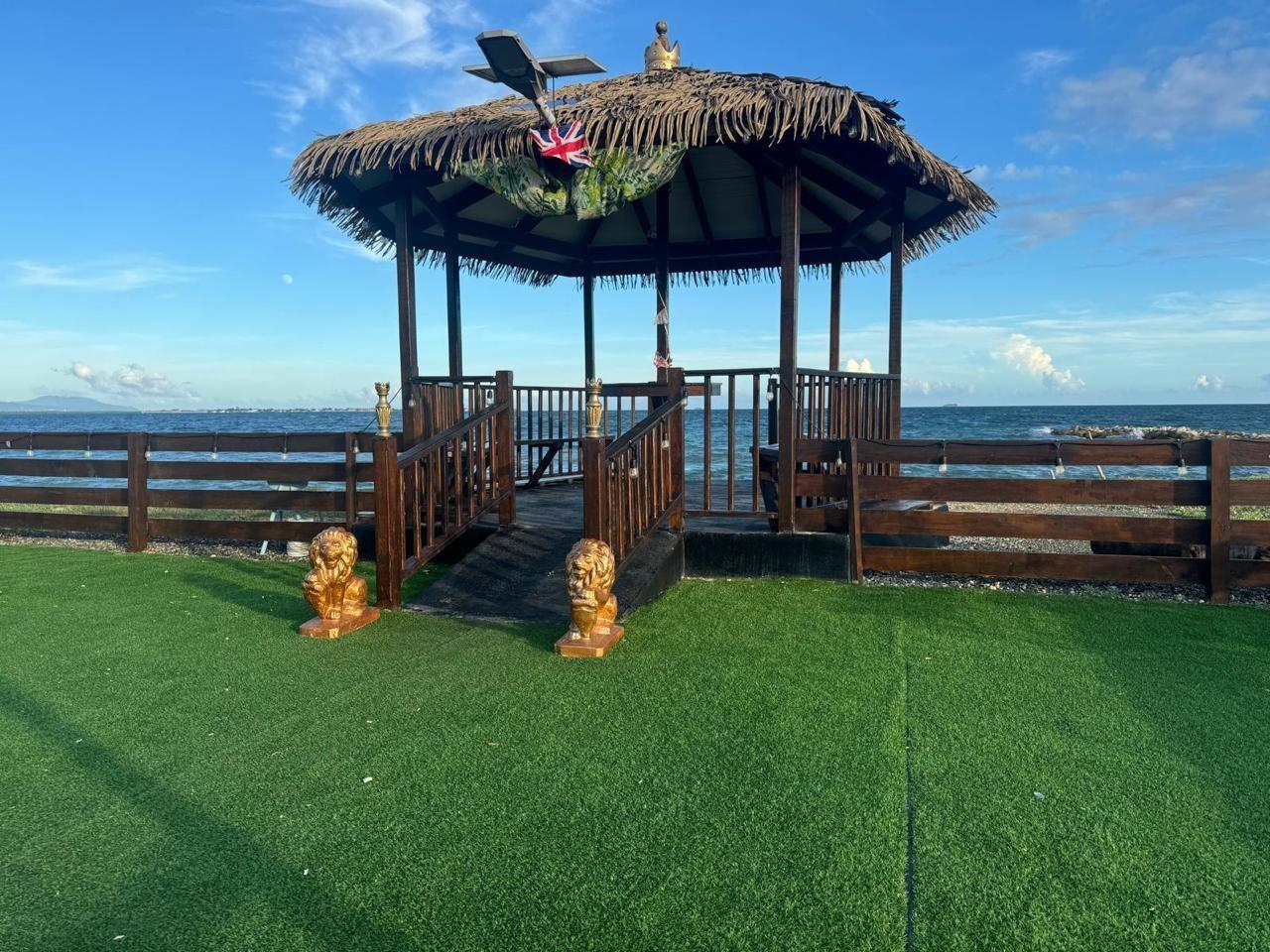 Apartment For Rent: BAYFRONT APARTMENTS, Port Henderson | $185,000 photo 21