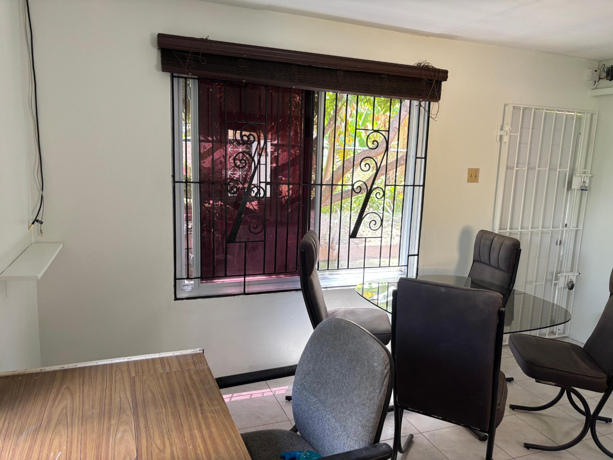 House For Rent: LILY WAY, MONA, Kingston 6 | $120,000 photo 12