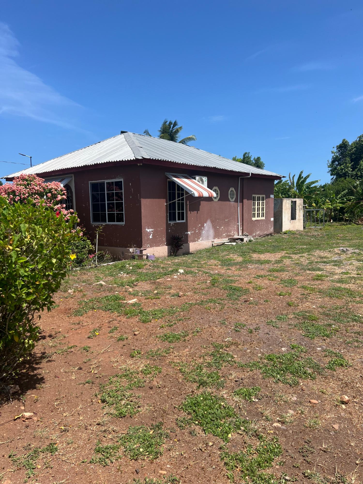 House For Sale: LIONEL TOWN, CLARENDON, Lionel Town | $22,000,000 photo 3