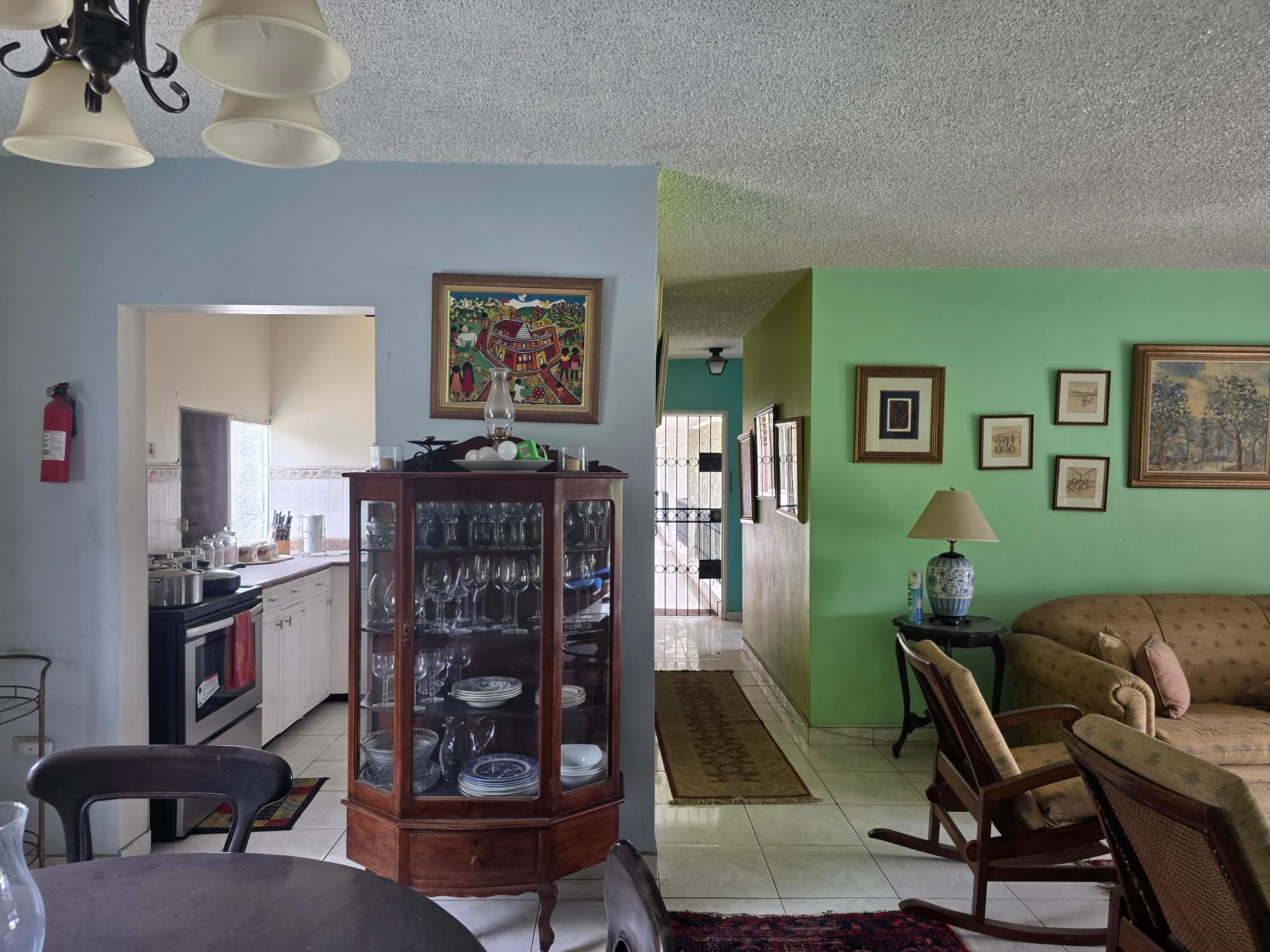 Apartment For Rent: WATERLOO ROAD, KINGSTON 1, Kingston 10 | $220,000 photo 4