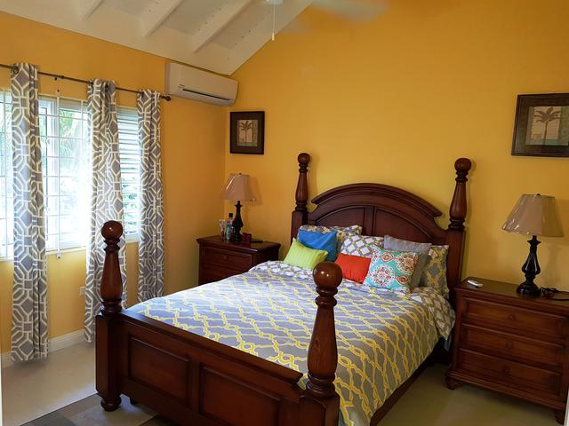 House For Rent: RICHMOND ESTATES, Runaway Bay | $1,700 photo 11