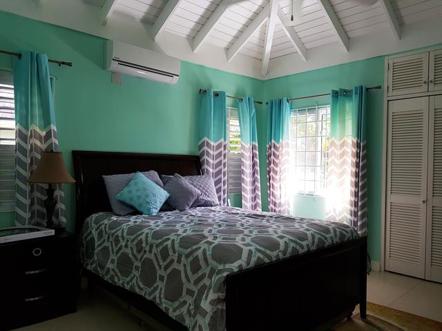House For Rent: RICHMOND ESTATES, Runaway Bay | $1,700 photo 12