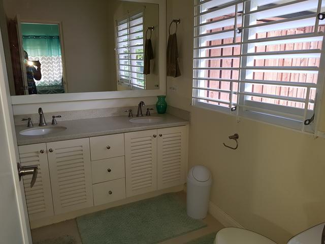 House For Rent: RICHMOND ESTATES, Runaway Bay | $1,700 photo 13