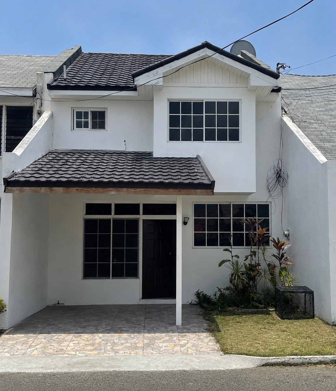 Townhouse For Sale: HAINING CRESCENT, Kingston 5 | $62,000,000 photo 2