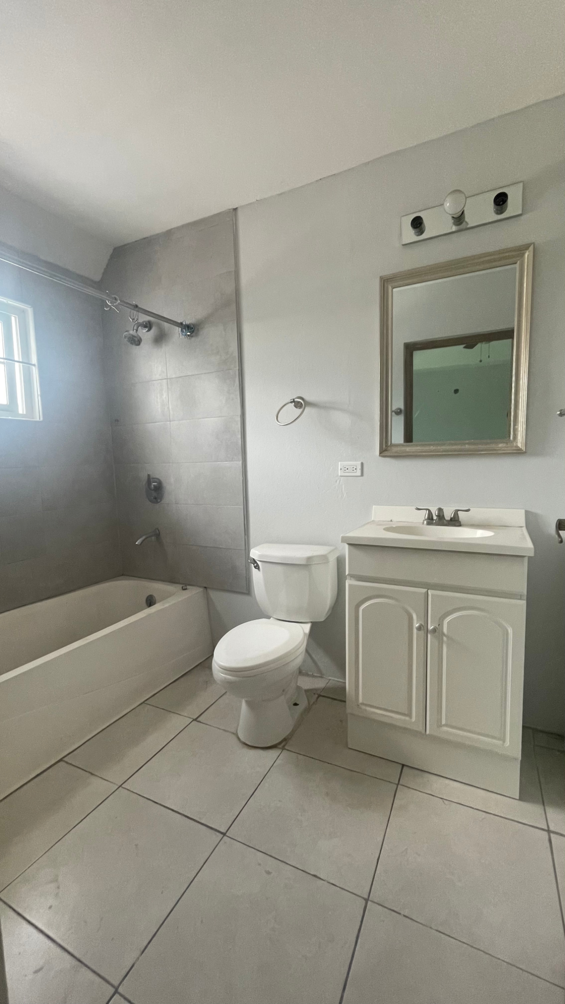Townhouse For Sale: HAINING CRESCENT, Kingston 5 | $62,000,000 photo 15