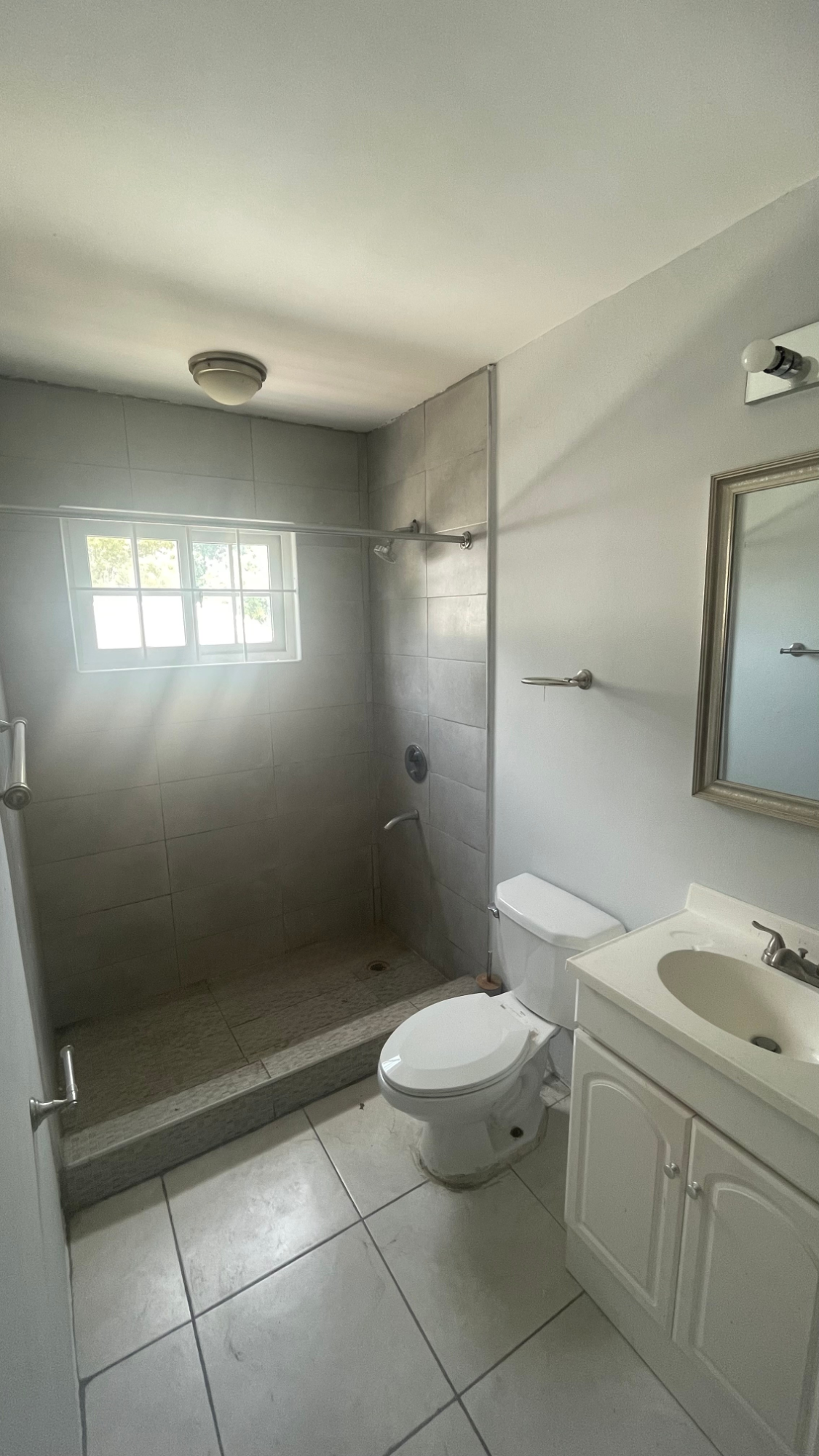 Townhouse For Sale: HAINING CRESCENT, Kingston 5 | $62,000,000 photo 22