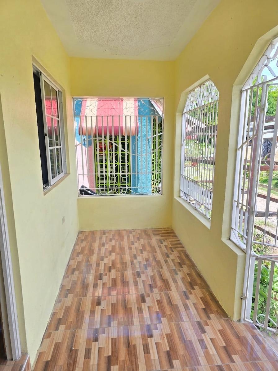 House For Rent: CHRISTIAN GRDN SW 5TH WAY, Gregory Park | $70,000 photo 2