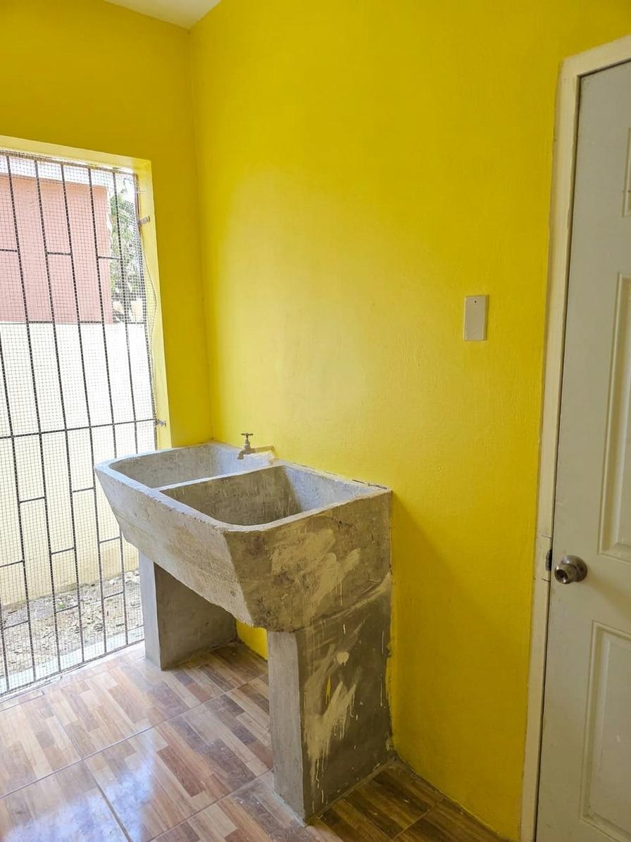House For Rent: CHRISTIAN GRDN SW 5TH WAY, Gregory Park | $70,000 photo 5