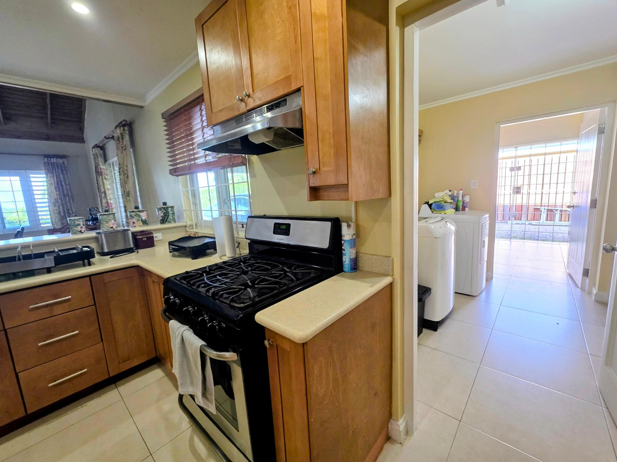 House For Rent: HIBISCUS AVE, RICHMOND, Richmond | $2,800 photo 14