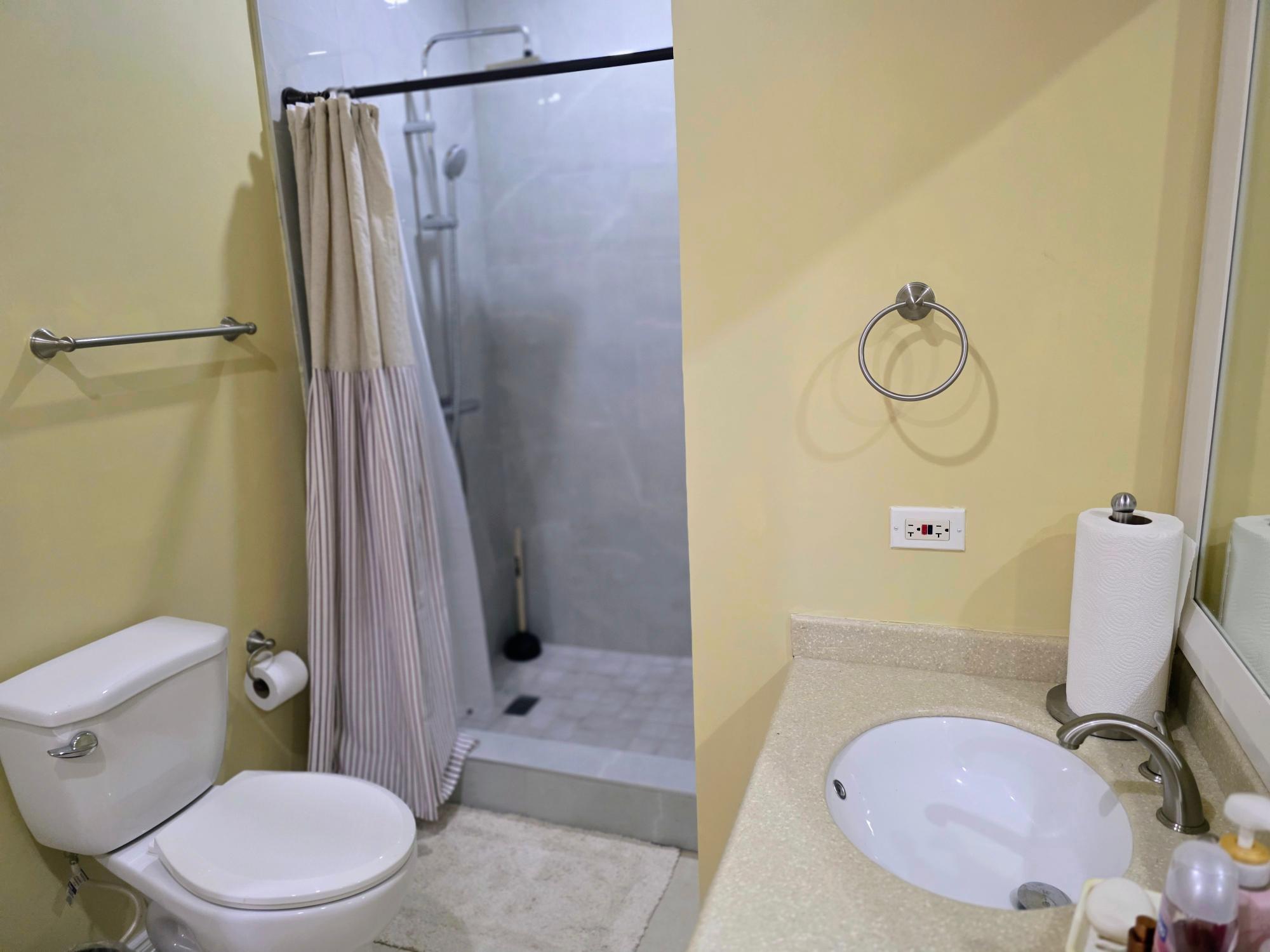 House For Rent: HIBISCUS AVE, RICHMOND, Richmond | $2,800 photo 22