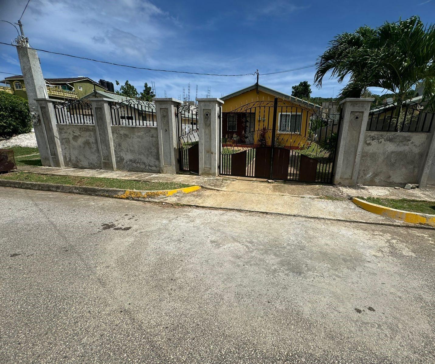 House For Sale: CARLTON CRES. ROSEVALE, Rose Hall | $85,000