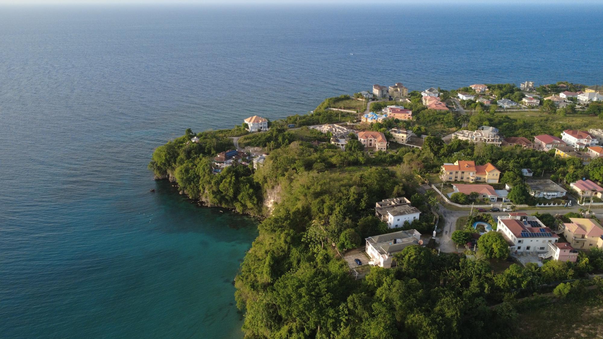 House For Sale: TOWER ISLE, CRYSTAL SHORE, Tower Isle | $260,000 photo 11