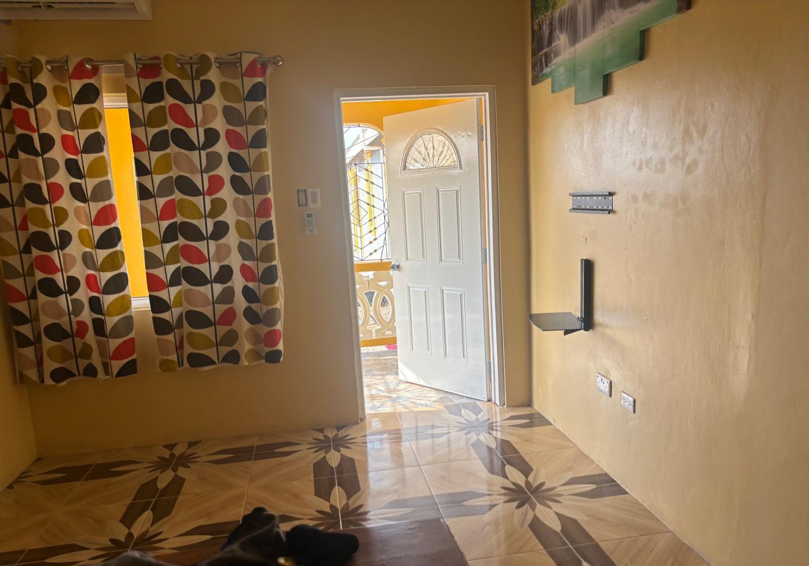 Apartment For Rent: LAVENDER AVENUE, New Harbour Village | $70,000 photo 12