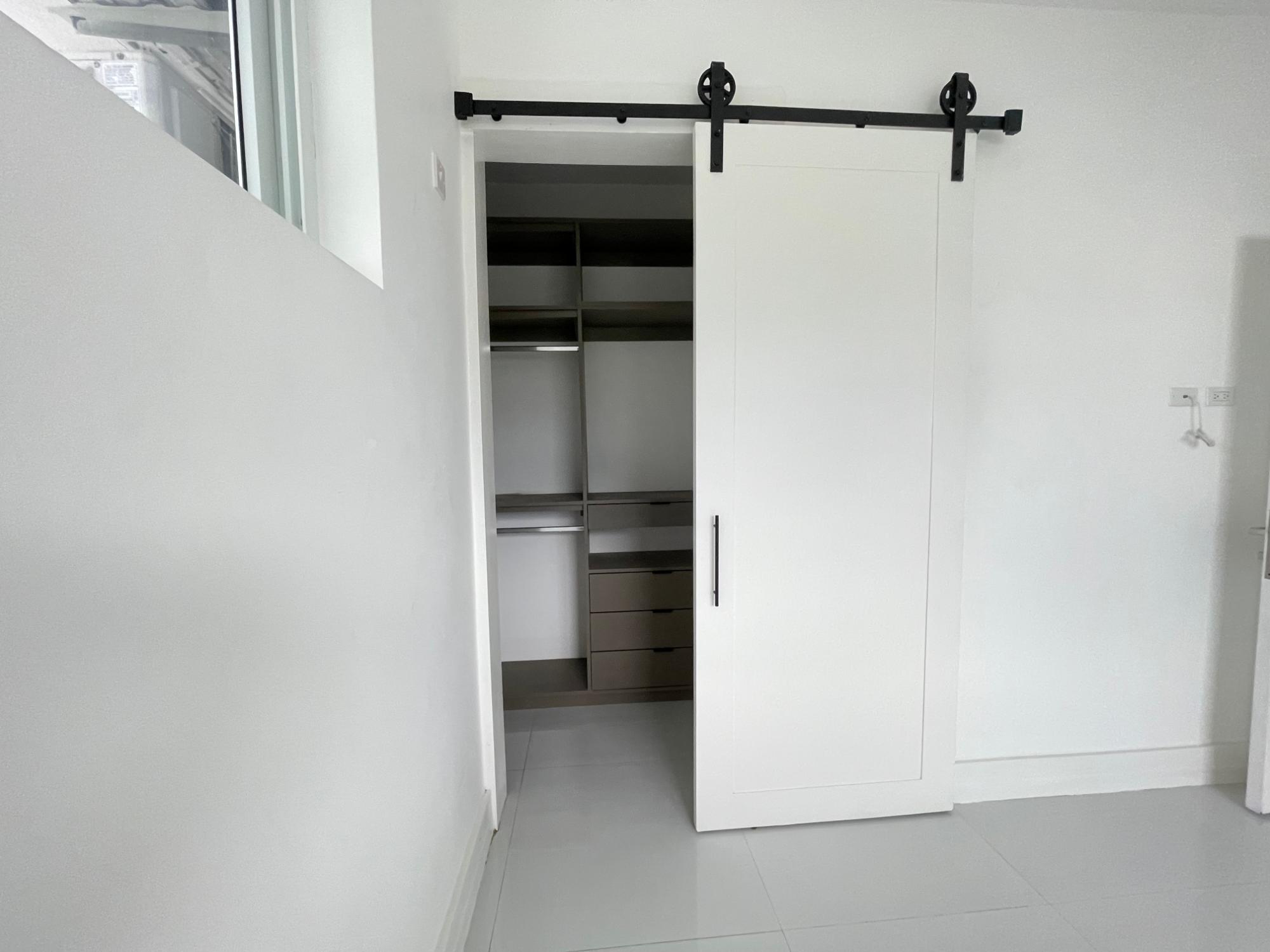 Apartment For Rent: OTTAWA AVENUE, Kingston 6 | $2,300 photo 15