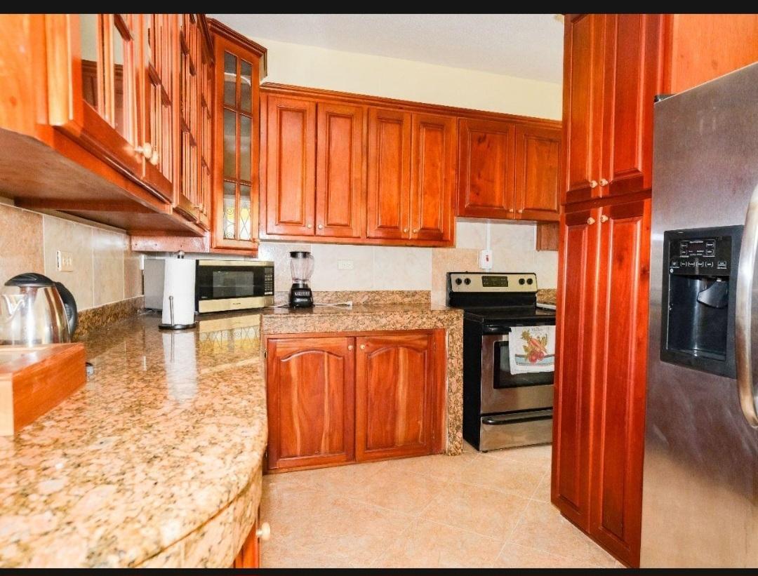 Apartment For Sale: UNIT 1 HIBISCUS GARDEN, Hibiscus Gardens | $1,000 photo 3