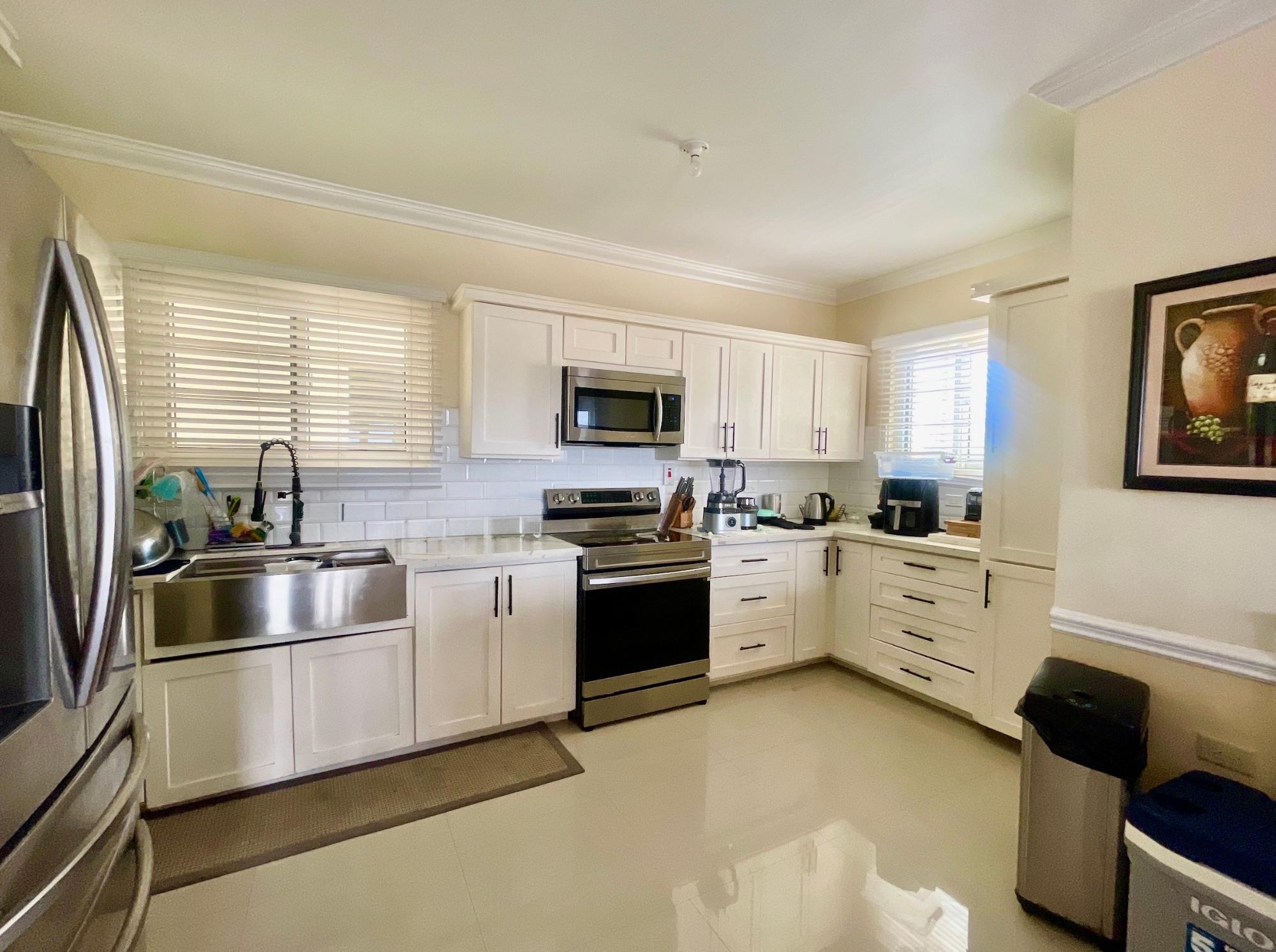 Apartment For Sale: MERRIVALE AVENUE, Kingston 8 | $74,000,000 photo 6
