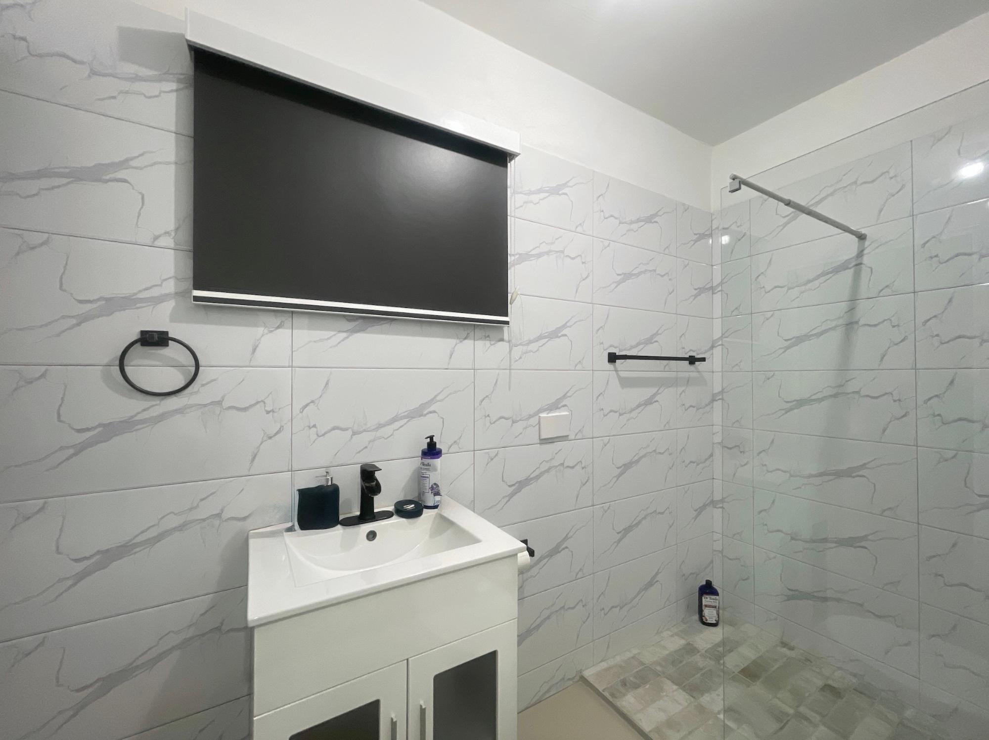 Apartment For Sale: MERRIVALE AVENUE, Kingston 8 | $74,000,000 photo 14