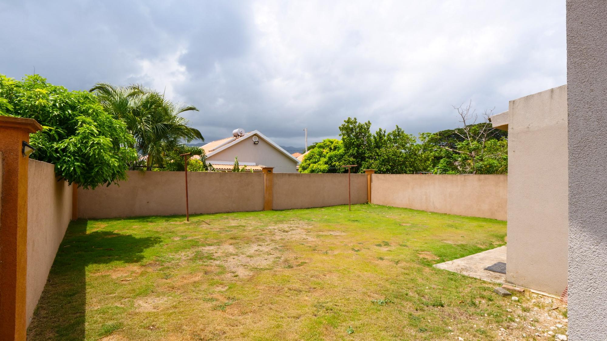 House For Rent: RAY WRIGHT DRIVE, Caymanas Estates | $150,000 photo 20