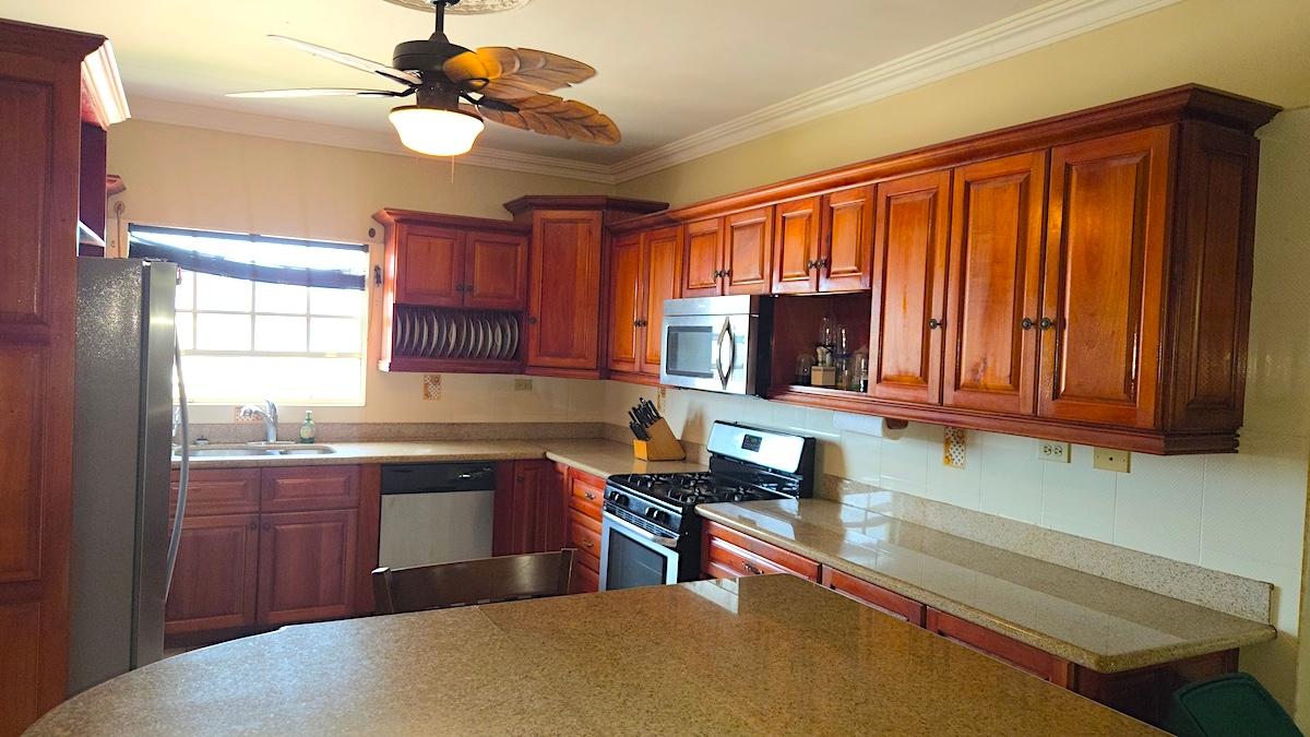 House For Sale: MONTROSE CRESCENT, CORAL, Ironshore | $1,100,000 photo 10
