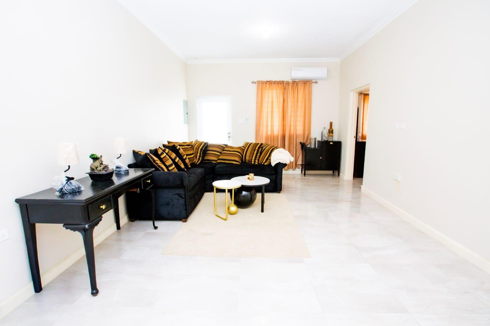 Apartment For Rent: PINES BOULEVARD, Kingston 6 | $250,000 photo 6