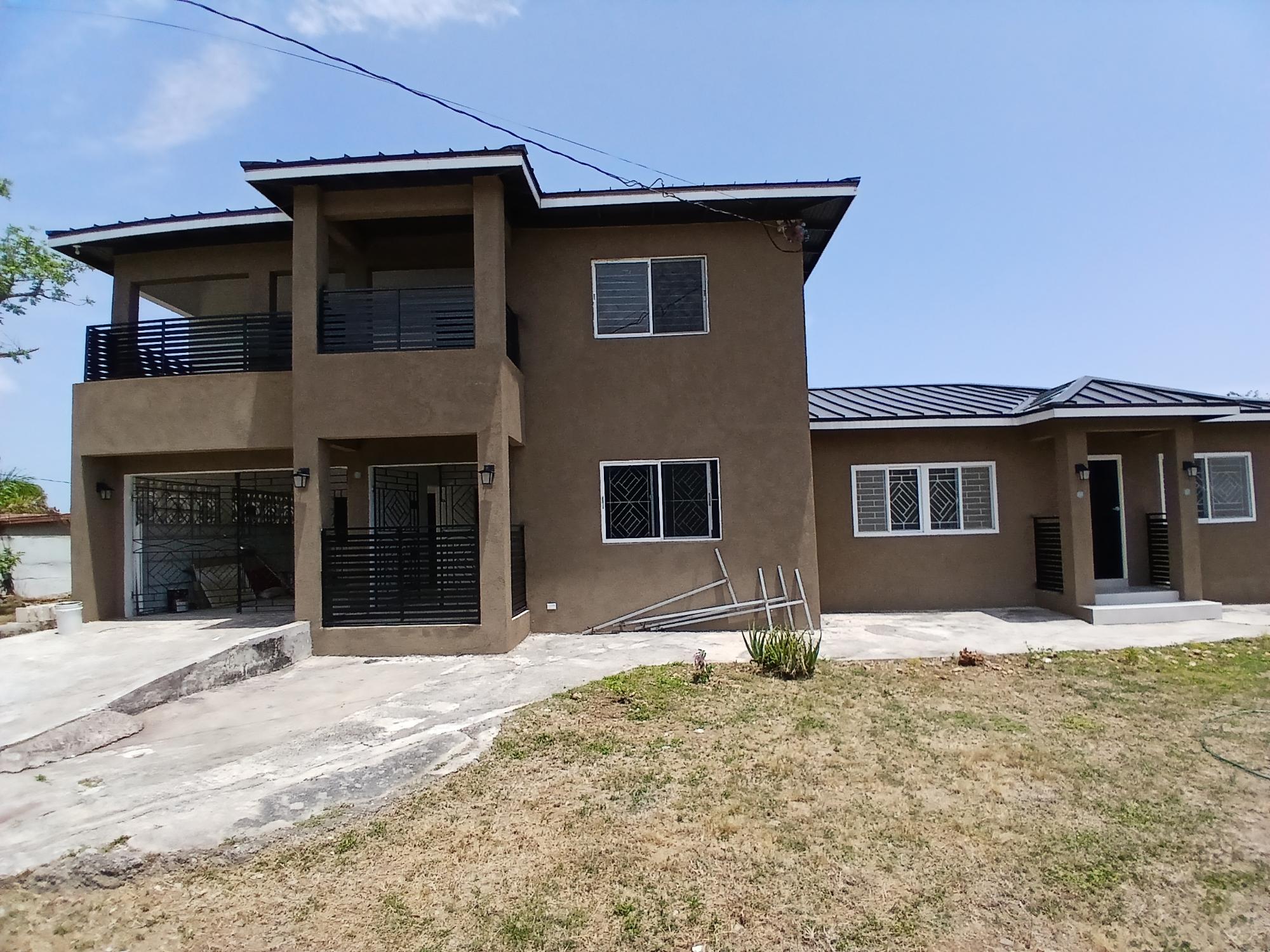 House For Rent: HAMPTON COURT, RUNAWAY BA, Runaway Bay | $1,450 photo 3
