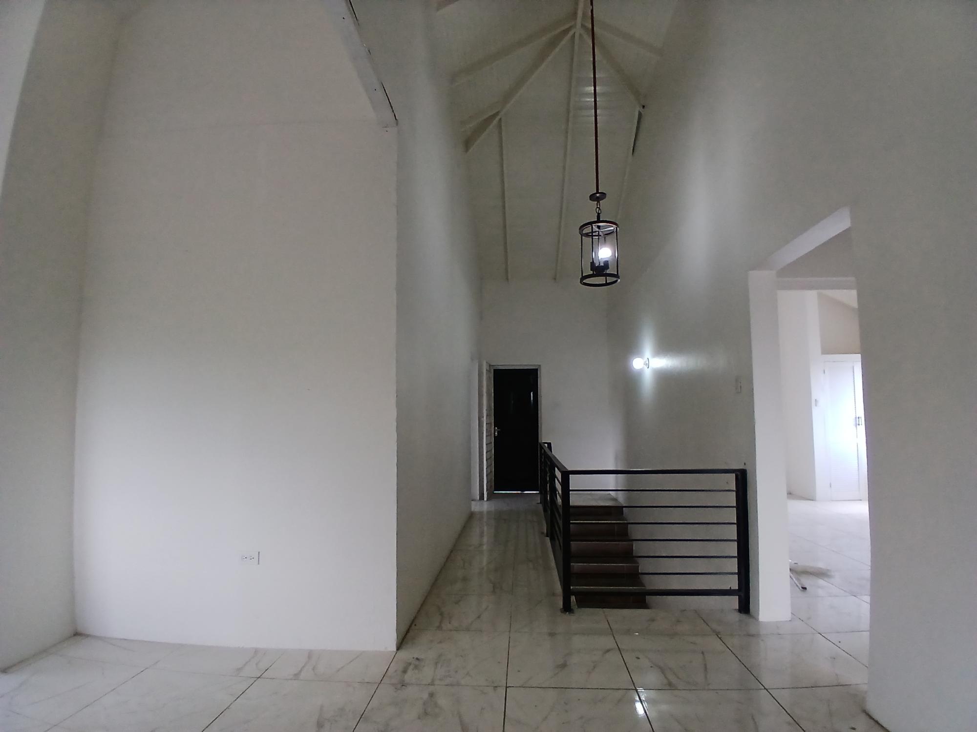 House For Rent: HAMPTON COURT, RUNAWAY BA, Runaway Bay | $1,450 photo 19